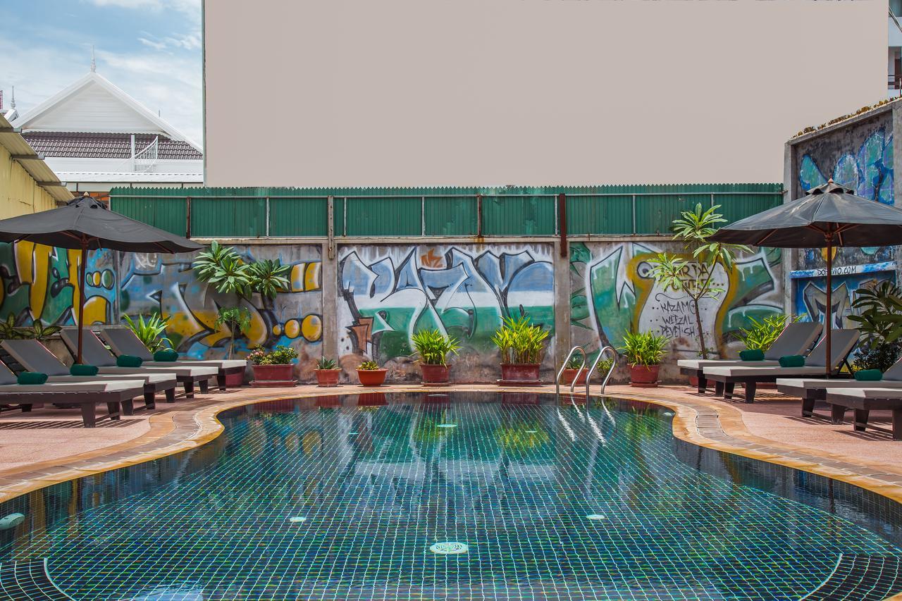 Side Walk Hotel Siem Reap Esterno foto