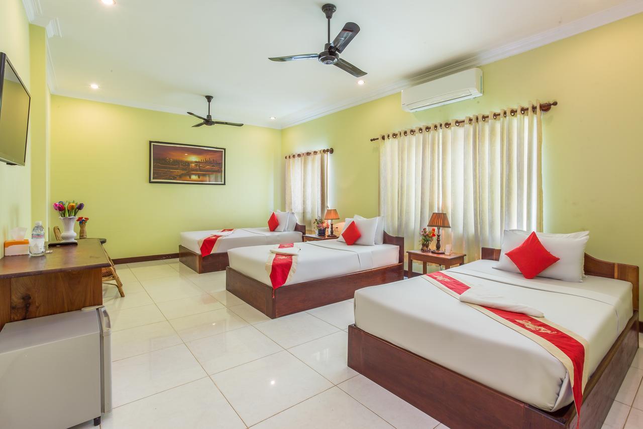 Side Walk Hotel Siem Reap Esterno foto