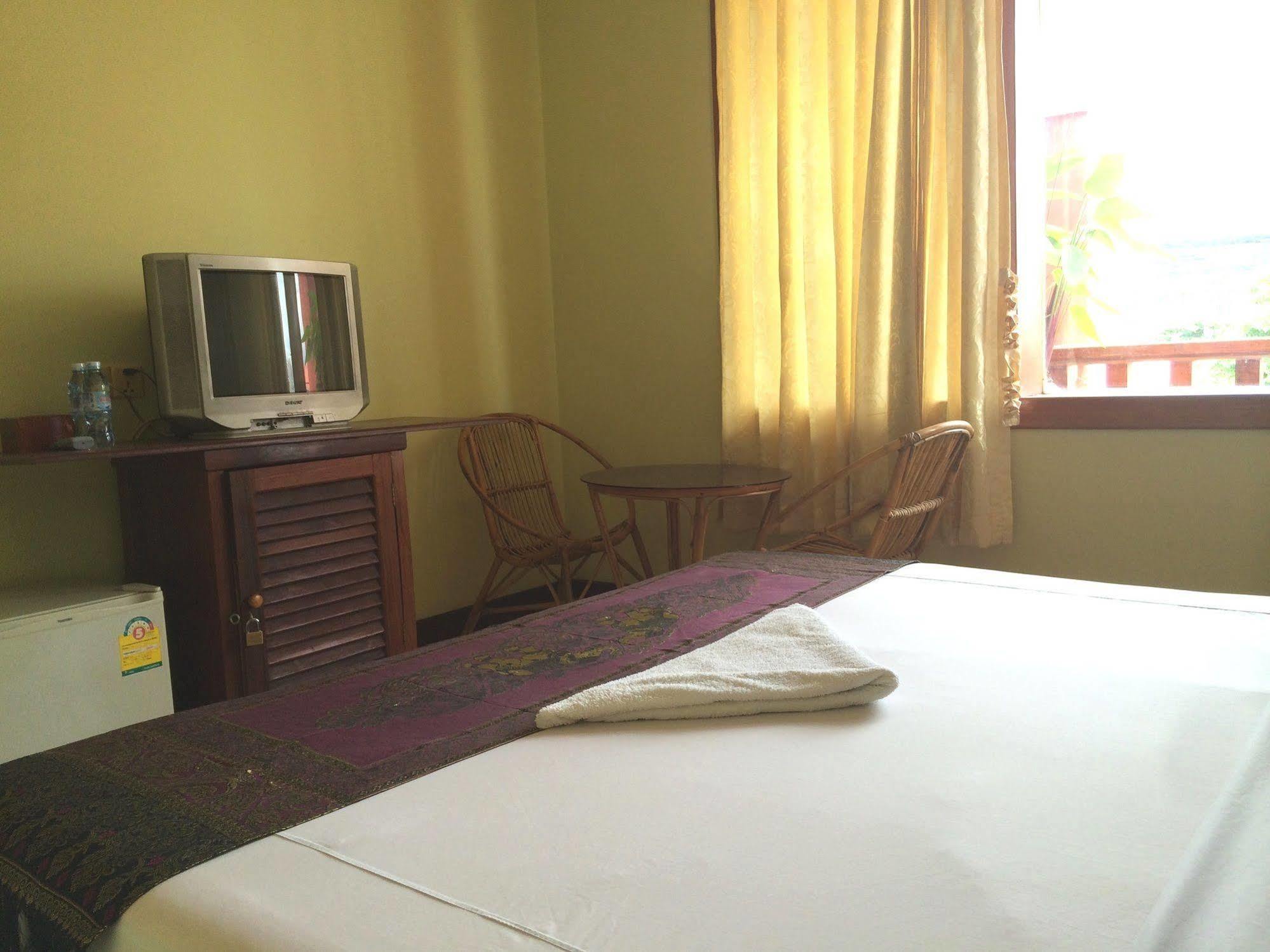 Side Walk Hotel Siem Reap Esterno foto